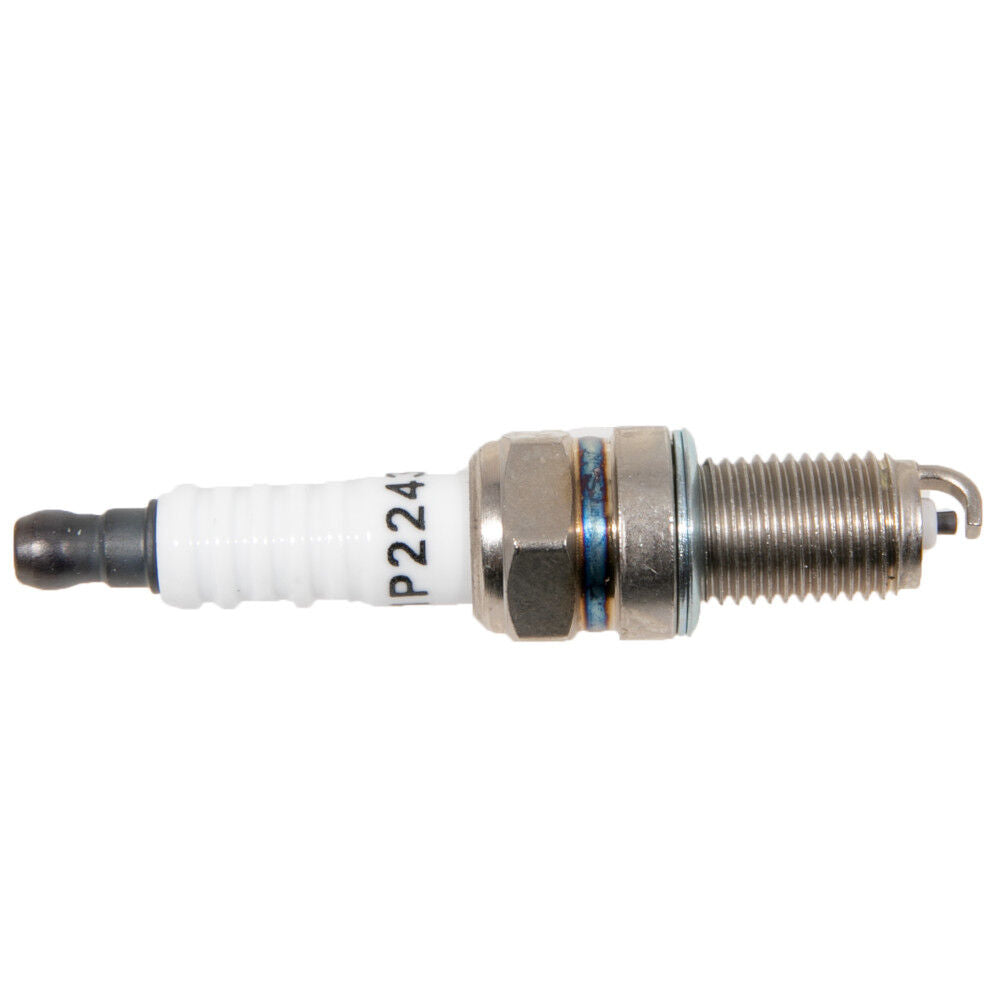 Cub Cadet® Spark Plug (DK7RTC/RA8HC/DR8ES)(25 132 28-S) (751P22434)